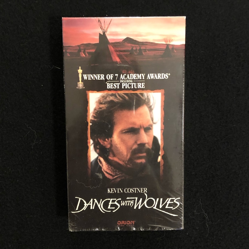 “Dances with Wolves” on VHS - Excellent Condition - made in 1990 📼